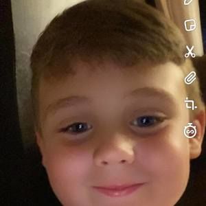 Meet your Posher, Ethan